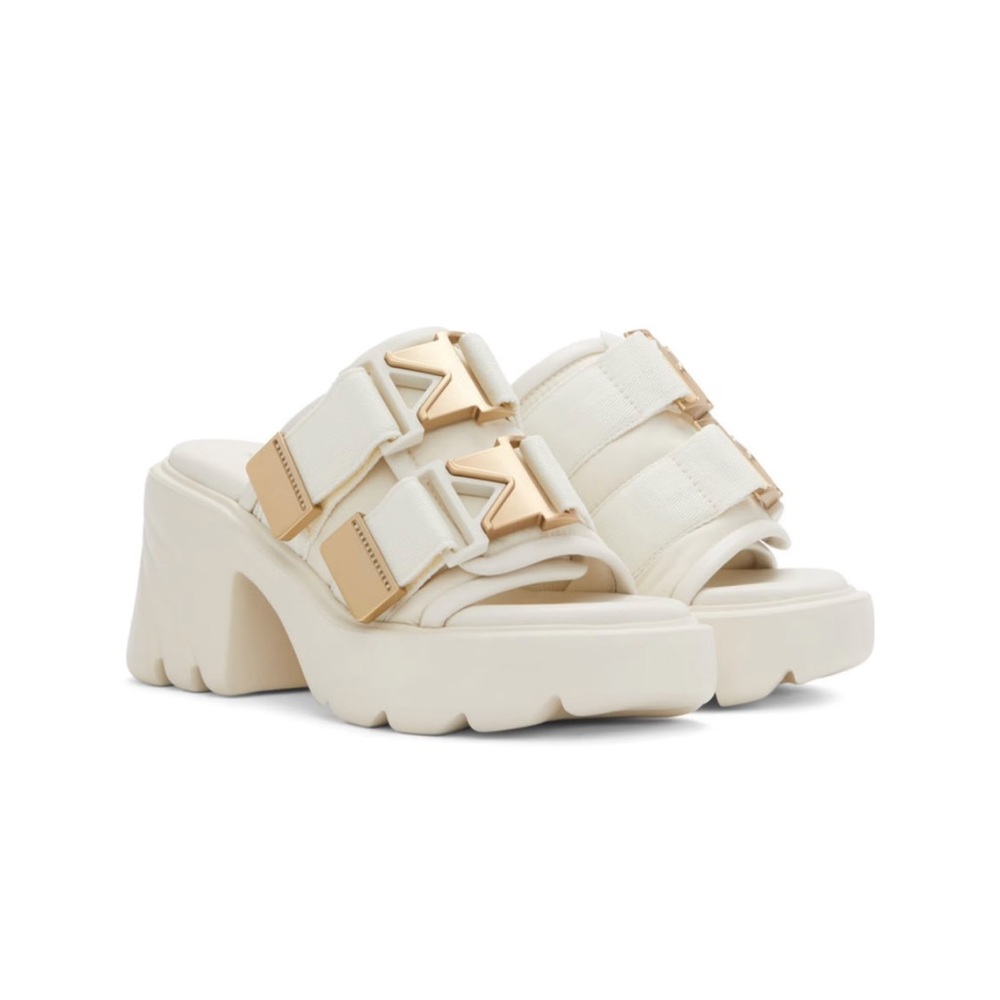 BOTTEGA VENETA Flash sandals